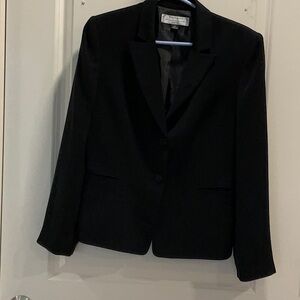 Tahari Black Two Button Blazer with Pockets, Size 8P